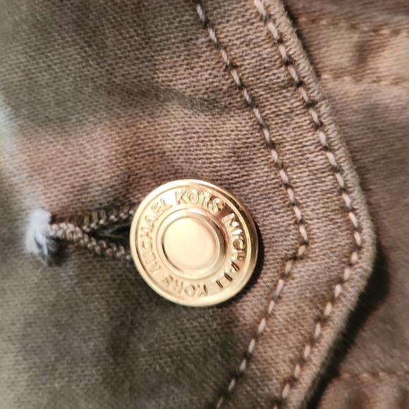 NEVER WORN MICHAEL KORS Military style Olive green jacket size L - Picture 3 of 7